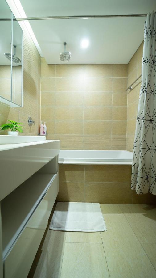 Bom Homes- Vinhomes Metropolis-Service Apartment Hanoi Bagian luar foto
